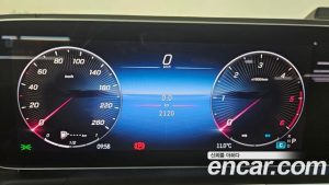 Mercedes-Benz GLE-Class GLE300d 4MATIC 2025 года из Южной Кореи