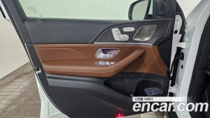 Mercedes-Benz GLE-Class GLE300d 4MATIC 2025 года из Южной Кореи