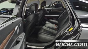 Genesis G80 Бензин 2.5 Turbo AWD 2025 года из Южной Кореи