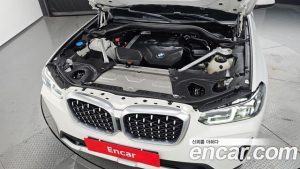 BMW X4 xDrive20i xLine 2023 года из Южной Кореи