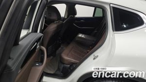 BMW X4 xDrive20i xLine 2023 года из Южной Кореи