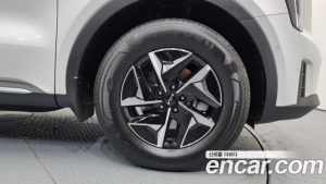 Kia Sorento HEV 1.6 2WD 2024 года из Южной Кореи