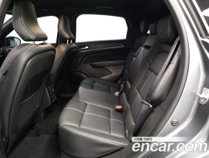 Renault-KoreaSamsung Arkana 1.6 E-TECH Esprit Alpine 2026 года из Южной Кореи