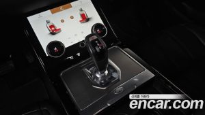 Land Rover Range Rover Evoque P250 SE 2022 года из Южной Кореи