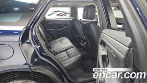Land Rover Range Rover Evoque P250 SE 2022 года из Южной Кореи