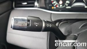 Land Rover Range Rover Evoque P250 SE 2022 года из Южной Кореи