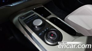 Genesis GV70 e-AWD 2024 года из Южной Кореи