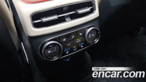 Genesis GV70 e-AWD 2024 года из Южной Кореи