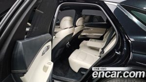 Genesis GV70 e-AWD 2024 года из Южной Кореи