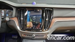 Volvo S60 B5 Inscription 2022 года из Южной Кореи