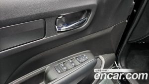 Renault-KoreaSamsung QM6 2.0 LPe LE Signature 2WD 2022 года из Южной Кореи