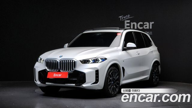 BMW X5 xDrive 40i M Sport 2025 года из Кореи