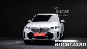 BMW X5 xDrive 40i M Sport 2025 года из Южной Кореи
