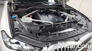 BMW X5 xDrive 40i M Sport 2025 года из Южной Кореи