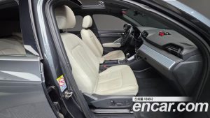 Audi Q3 35 TDI Premium 2023 года из Южной Кореи
