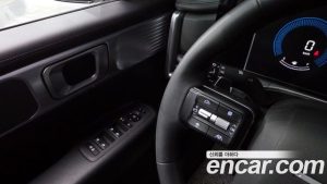 Hyundai Santafe Бензин 2.5T 2WD 2024 года из Южной Кореи