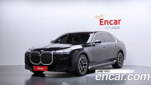 BMW 7-Series 740i sDrive M Sport 2023 года из Кореи