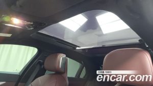 BMW 7-Series 740i sDrive M Sport 2023 года из Южной Кореи