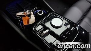 BMW 5-Series 520i M Sport 2025 года из Южной Кореи