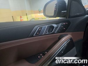 BMW X6 xDrive30d M Sport 2025 года из Южной Кореи
