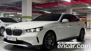 BMW 5-Series 530i xDrive 2024 года из Южной Кореи