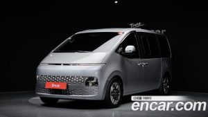 Hyundai Staria Tourer 11-Seater 2025 года из Южной Кореи