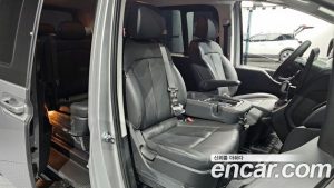 Hyundai Staria Tourer 11-Seater 2025 года из Южной Кореи