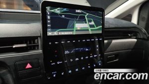 Hyundai Staria Tourer 11-Seater 2025 года из Южной Кореи