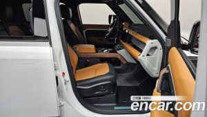 Land Rover Defender 110 D300 X- HSE 2024 года из Южной Кореи