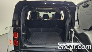 Land Rover Defender 110 D300 X- HSE 2024 года из Южной Кореи