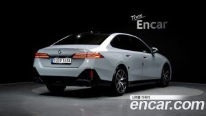 BMW 5-Series 520i M Sport 2024 года из Южной Кореи