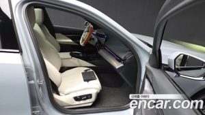 BMW 5-Series 520i M Sport 2024 года из Южной Кореи
