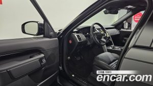 Land Rover Discovery D250 S 2025 года из Южной Кореи