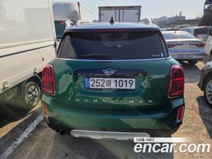 Mini Countryman CLASSIC 2024 года из Южной Кореи