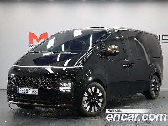 Hyundai Staria 4WD Lounge 9-Seater 2025 года из Кореи