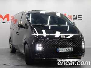Hyundai Staria 4WD Lounge 9-Seater 2025 года из Южной Кореи