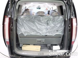 Hyundai Staria 4WD Lounge 9-Seater 2025 года из Южной Кореи