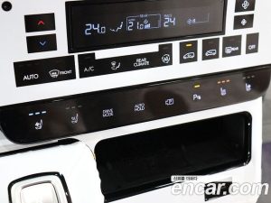 Hyundai Staria 4WD Lounge 9-Seater 2025 года из Южной Кореи