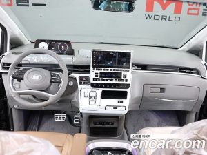 Hyundai Staria 4WD Lounge 9-Seater 2025 года из Южной Кореи