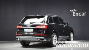 Audi Q7 45 TDI 4WD Premium 2023 года из Южной Кореи
