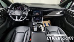 Audi Q7 45 TDI 4WD Premium 2023 года из Южной Кореи