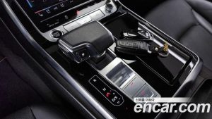 Audi Q7 45 TDI 4WD Premium 2023 года из Южной Кореи