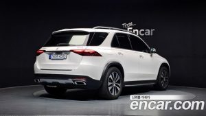 Mercedes-Benz GLE-Class GLE300d 4MATIC 2024 года из Южной Кореи