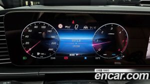 Mercedes-Benz GLE-Class GLE300d 4MATIC 2024 года из Южной Кореи