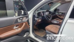 Mercedes-Benz GLE-Class GLE300d 4MATIC 2024 года из Южной Кореи