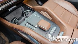 Mercedes-Benz GLE-Class GLE300d 4MATIC 2024 года из Южной Кореи