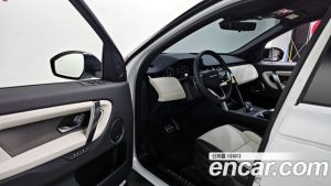 Land Rover Discovery Sport P250 Dynamic SE 2025 года из Южной Кореи