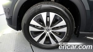 Mercedes-Benz GLE-Class GLE300d 4MATIC 2025 года из Южной Кореи