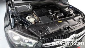 Mercedes-Benz GLE-Class GLE300d 4MATIC 2025 года из Южной Кореи