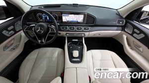 Mercedes-Benz GLE-Class GLE300d 4MATIC 2025 года из Южной Кореи